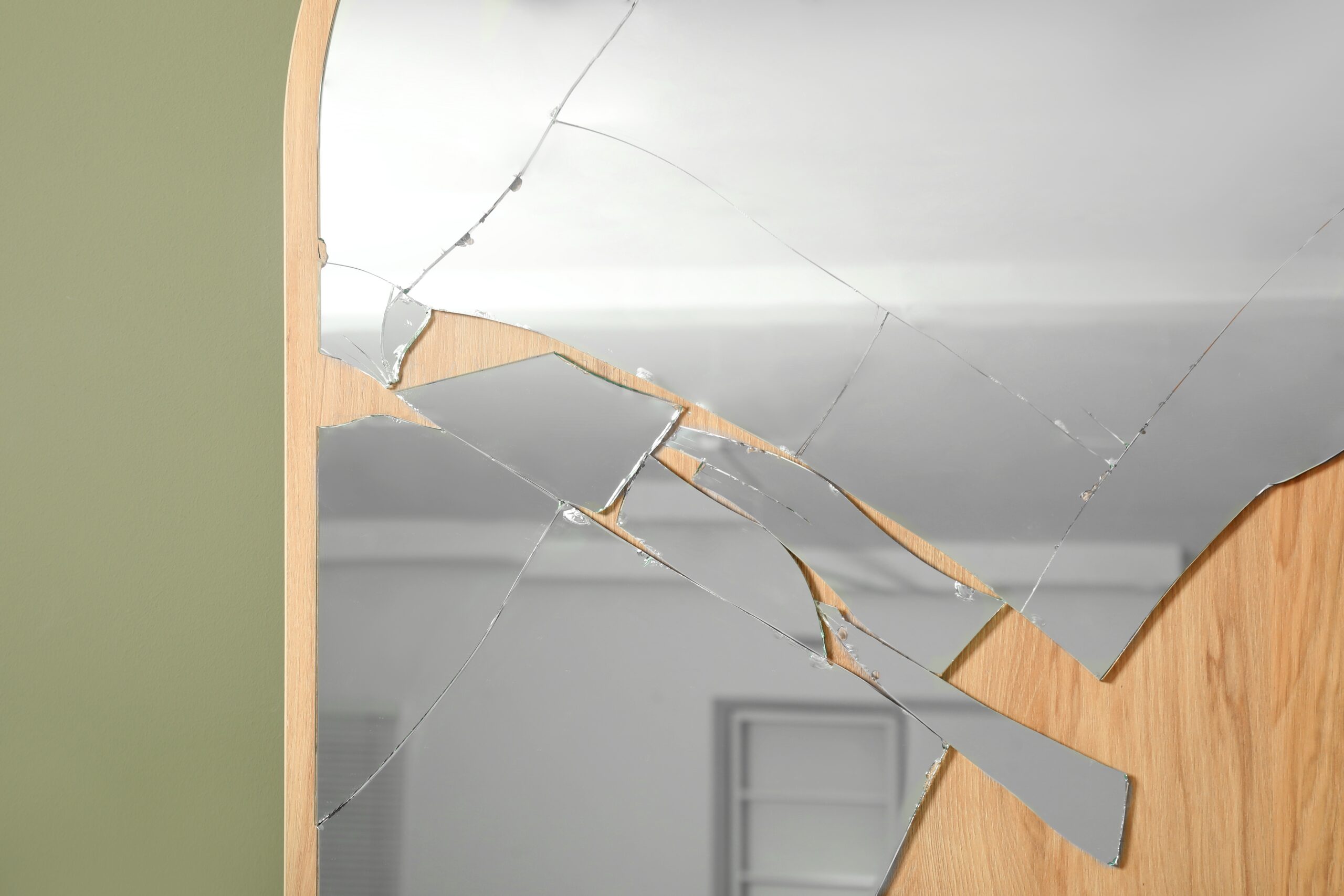 Réparation de miroir brisé – miroir Hasparren