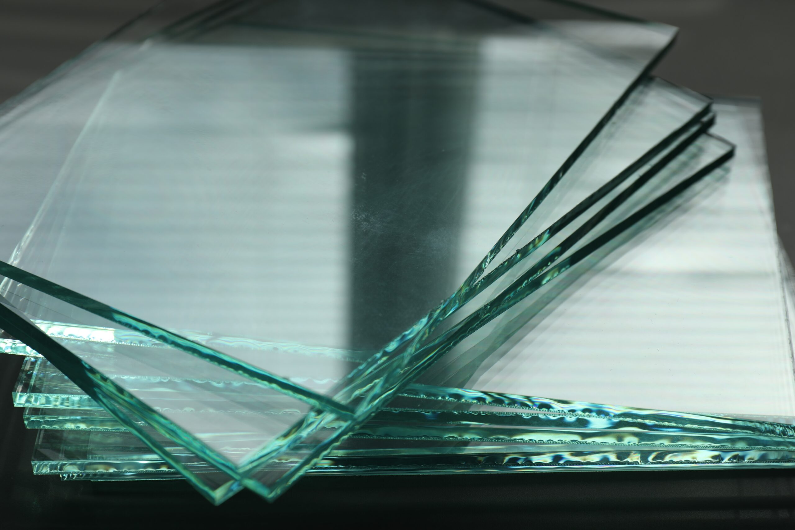 Découpe de verre sur mesure – miroiterie Hasparren
